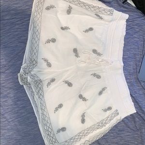 J CREW WHITE PINEAPPLE SHORTS
